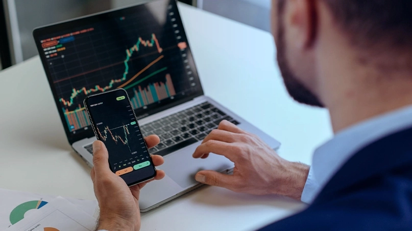 Phantom Invest KI-Handelsdashboard